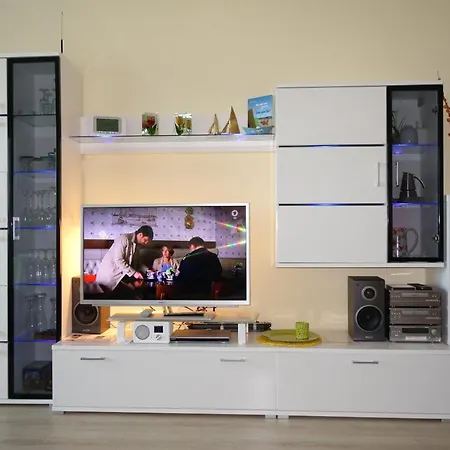 Residenz Adolfstr6 A 12 - Ferienwohnung 2 Zimmer Seeblick Apartamento