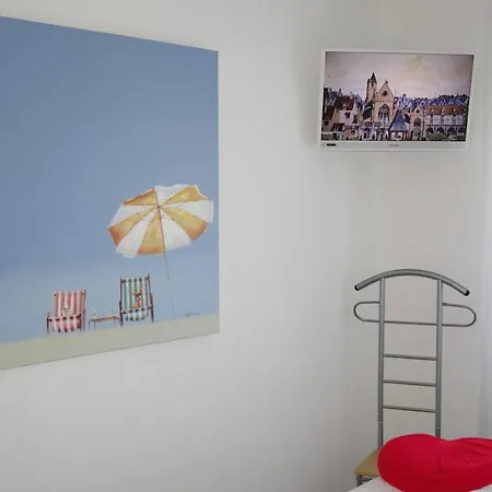 Residenz Adolfstr.6 A / 12