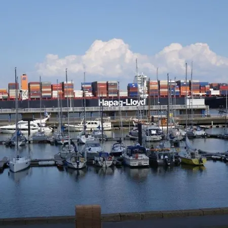 Apartamento Residenz Adolfstr6 A 12 - Ferienwohnung 2 Zimmer Seeblick